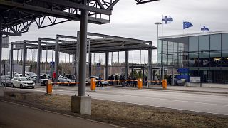 Átkelésre váró járművek az orosz-finn határon