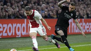 Antony duels for the ball with Benfica's Everton during the Champions League in March 2022.