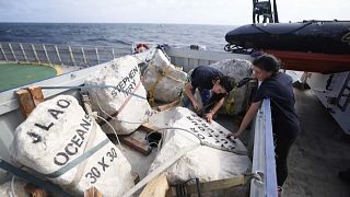 Acción de Greenpeace contra la pesca de arrastre