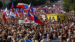 70-100 ezres tömegtüntetés a kormány ellen Prágában 2022. szeptember 3-án
