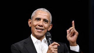 الرئيس الأمريكي الأسبق باراك أوباما يحضر مؤتمرا حول الديمقراطية في الدانمارك. حزيران 2022