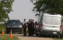 A rendőrség két gyanúsítottat keres a saskatchewani késes támadások ügyében