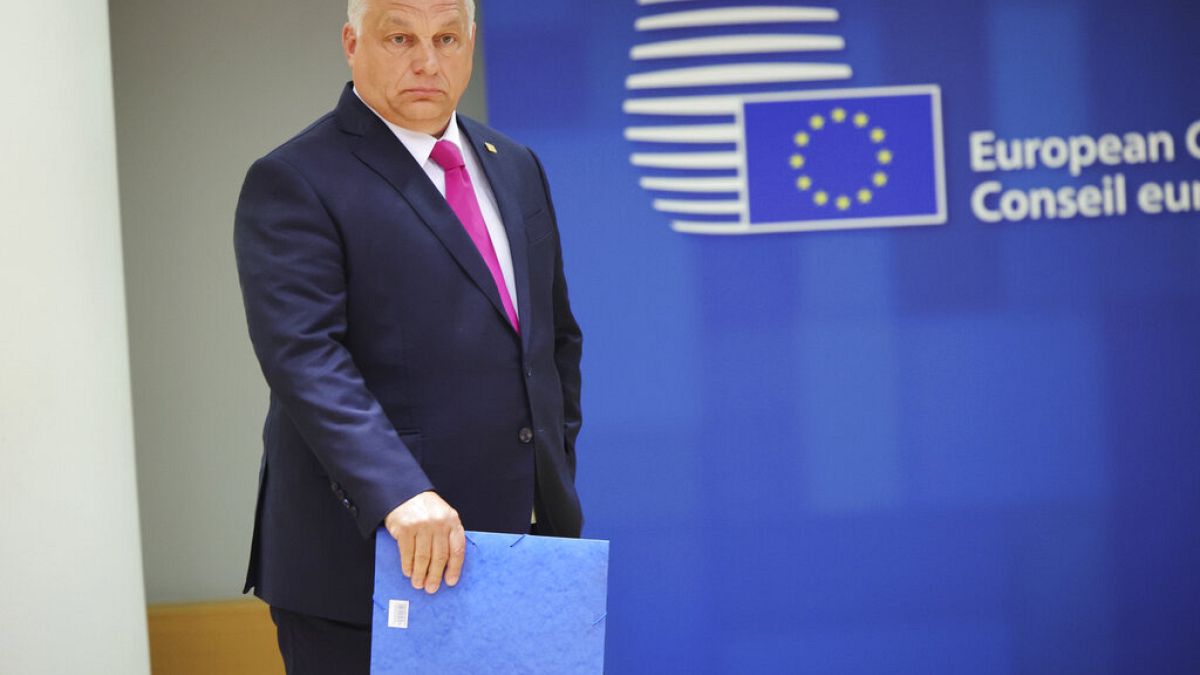 Orbán Viktor miniszterelnök a rendkívüli uniós csúcson, május 30-án