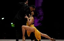 Los bailarines Jesús Taborda y Sabrina Amuchastegui en la ronda final de la categoría de tango de escenario durante el Campeonato Mundial de Tango de la edción del año pasado.