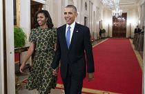 الرئيس الأمريكي السابق باراك أوباما برفقة زوجته ميشيل في البيت الأبيض - أرشيف