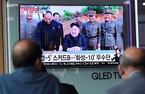 رهبر کره شمالی در جریان برپایی یک آزمایش موشکی
