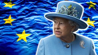 La reine Elizabeth II lors d'une visite dans la ville de Poundbury dans le sud-est de l'Angleterre - 27.10.2016
