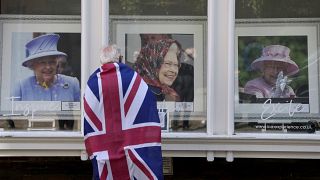 Βρετανός πολίτης θρηνεί για τον θάνατο της Βασίλισσας Ελισάβετ