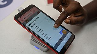 Ivory Coast develops "Superphone" aimed at illiterate people