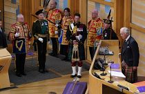 El rey Carlos III durante primera su alocución ante el Parlamento escocés en Edimburgo