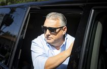 Orbán Viktor érkezik a lkötcsei találkozóra