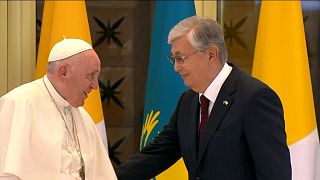 Pope arrives at Kazakh presidential palace