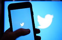Twitter hissedarları Elon Musk'ın geri çekmek istediği 44 milyar dolarlık satın alma teklifini onayladı