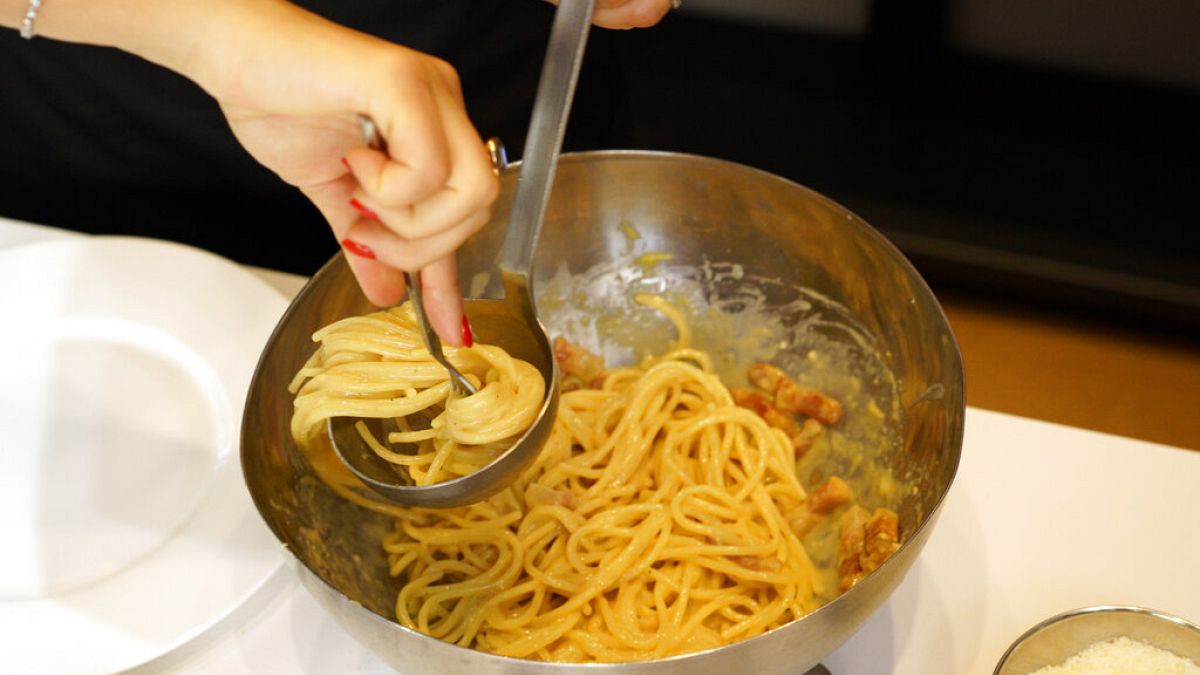 İtalya'da Carbonara usülü spagetti oldukça bilinen bir lezzet.