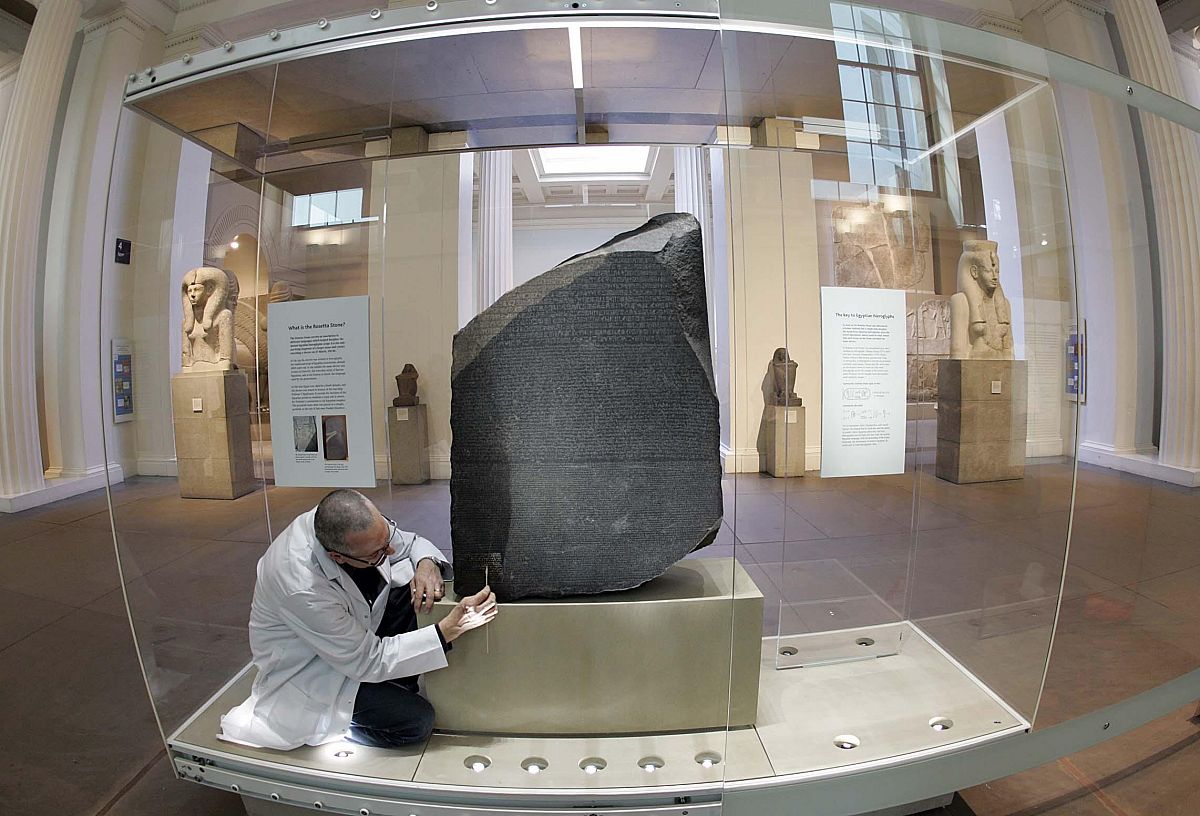 Culture Re-View: How the Rosetta Stone unlocked the secrets of Egyptian ...