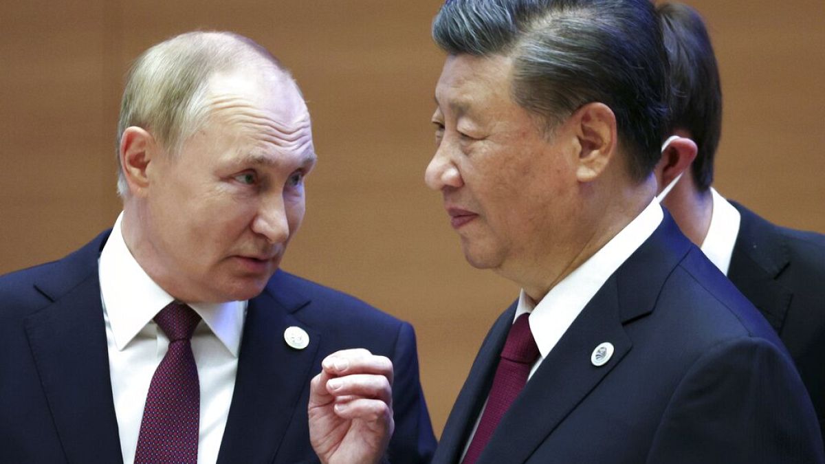 Путин посетит Китай 16-17 мая