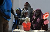 Tarihin en kötü kuraklığıyla karşı karşıya olan Somali'de bir milyon insan evlerini terk etmek zorunda kaldı