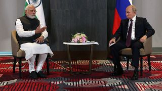 Hindistan Başbakanı Narendra Modi, Rusya lideri Vladimir Putin ile Şanghay İşbirliği Örgütü (ŞİÖ) zirvesi kapsamında bir araya geldi