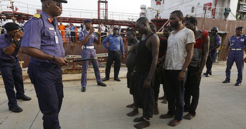 Theft hurts Nigeria's oil output but crackdown intensifies Africanews