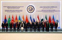 Foto de familia de la cumbre de la Organización de Cooperación de Shanghái (OCS), en Uzbekistán.