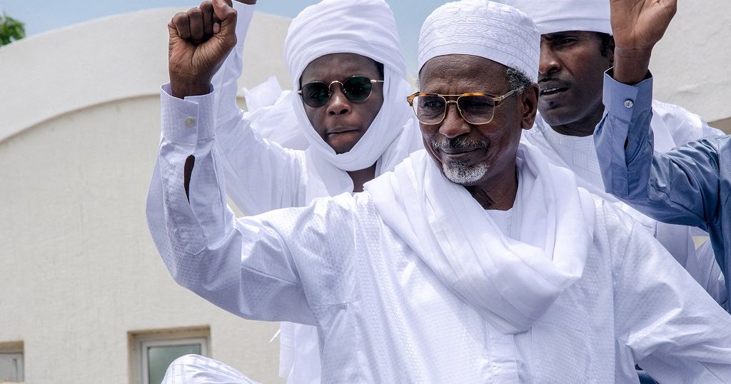 Key Chadian rebel returns for talks on country's future