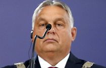 Viktor Orbán non sembra tanto soddisfatto, anzi. In visita a Belgrado, qualche giorno fa. (16.9.2022)