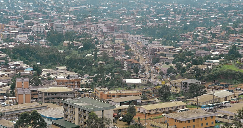 5 Priests, 1 religous sister and 3 lay people abducted in Cameroon's west - Vimarsana News