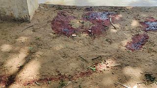 Des traces de sang dans l'école détruite par l'attaque de l'armée birmane, le 20 septembre 2022