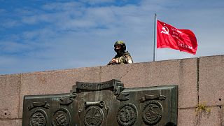 جندي روسي في منطقة خيرسون الأوكرانية 