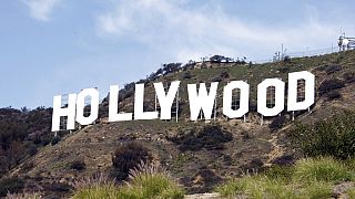 AD'nin Los Angeles kentindeki Hollywood levhası