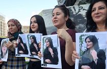 زنان لبنانی در حمایت از مهسا امینی