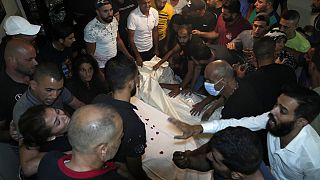 Corpos das vítimas do naufrágio chegam a Tripoli no Líbano