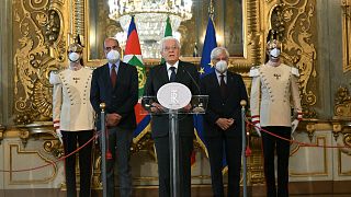Archives : le président italien, Sergio Mattarella, recevant les présidents des deux chambres du Parlement italien, le 21 juillet 2022
