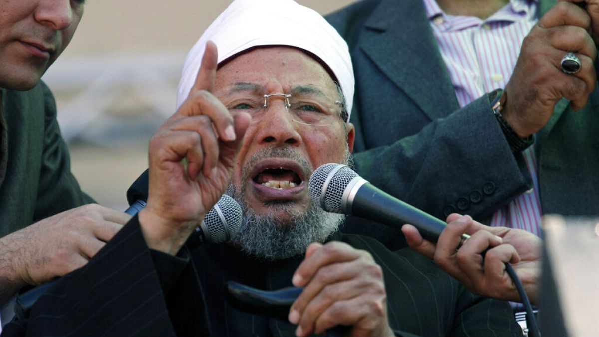 Mısır merkezli Müslüman Kardeşler Teşkilatı'nın manevi lideri Yusuf el Karadavi, 96 yaşında hayatını kaybetti 