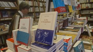 The French government announces a minimum charge of €3 for book delivery orders under €35.