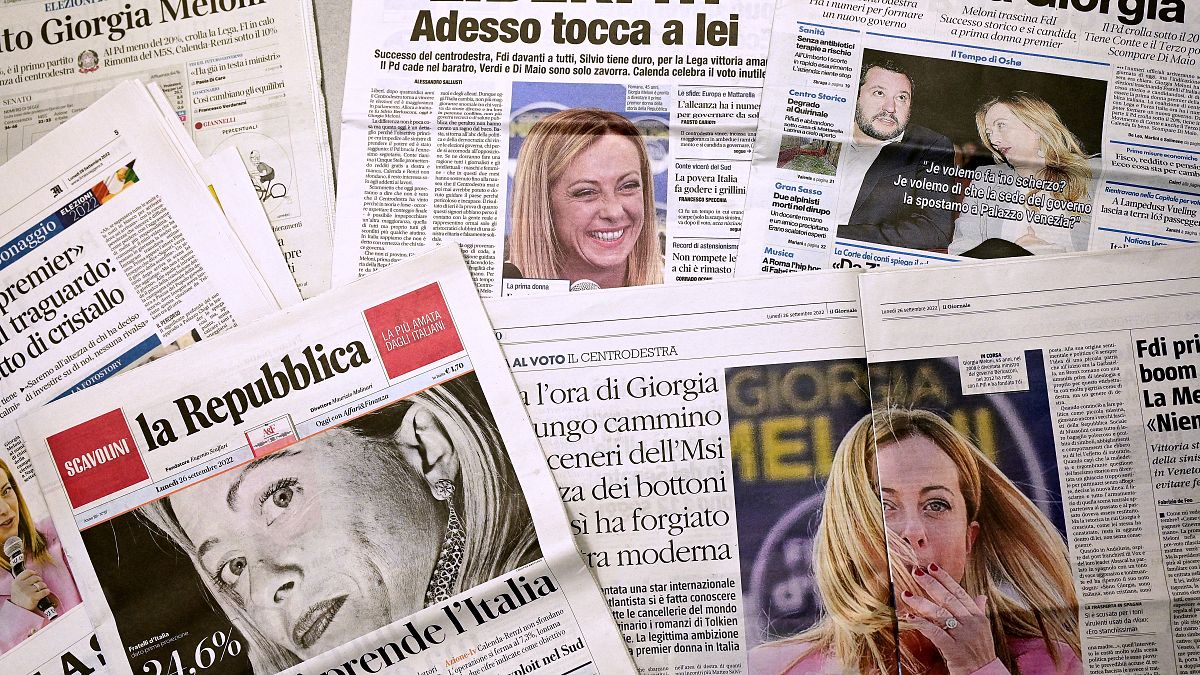 الصحافة الإيطالية عقب فوز اليمين المتطرّف بالانتخابات العامّة 