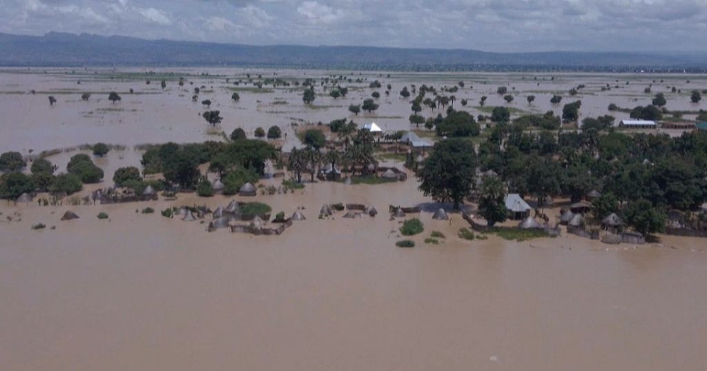 Over 300 people die in flooding in Nigeria