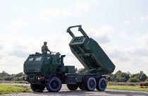 A HIMARS rakétavédelmi rendszert a rigai és a liepajai katonai repülőtéren tesztelték