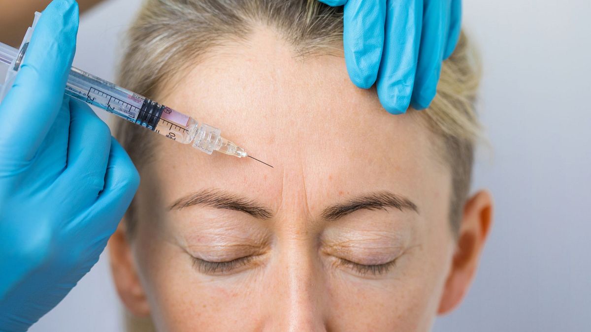 Study finds Botox may help treat some mental health disorders by dampening  emotions | Euronews