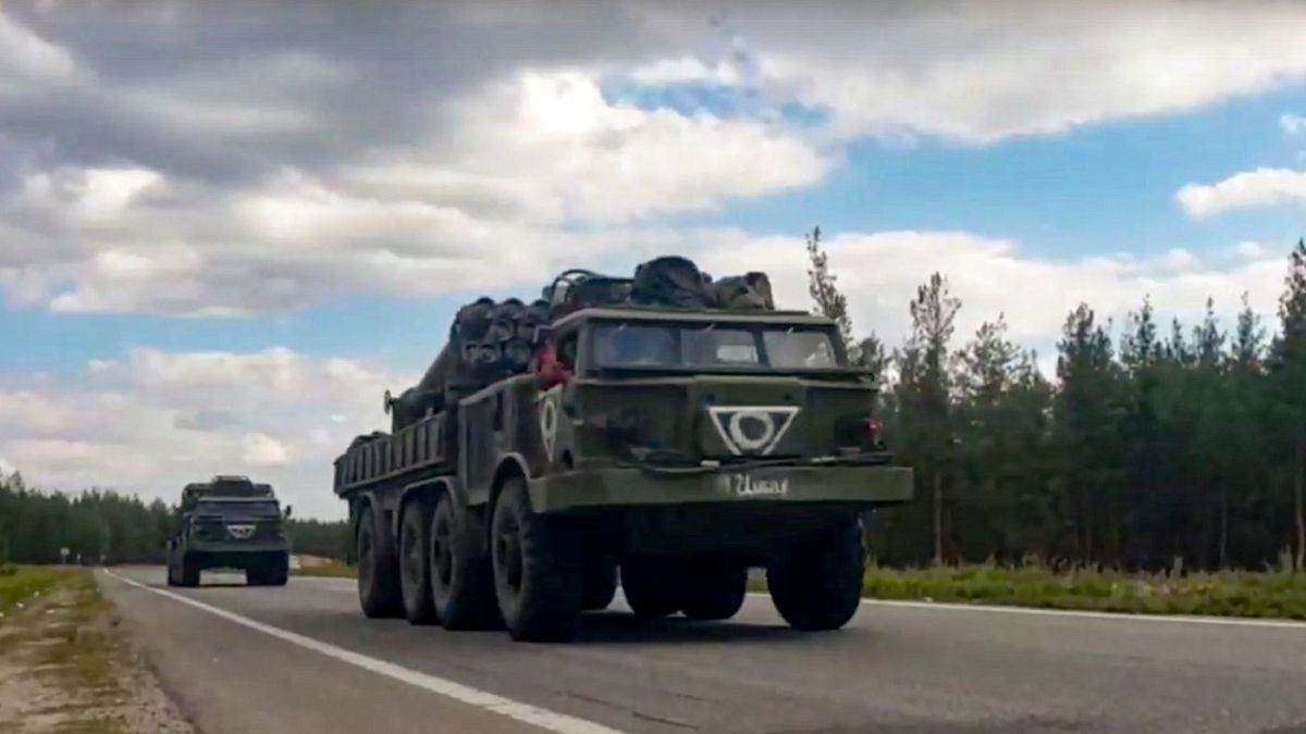 حرکت خودروهای نظامی روسیه به سمت جبهه اوکراین