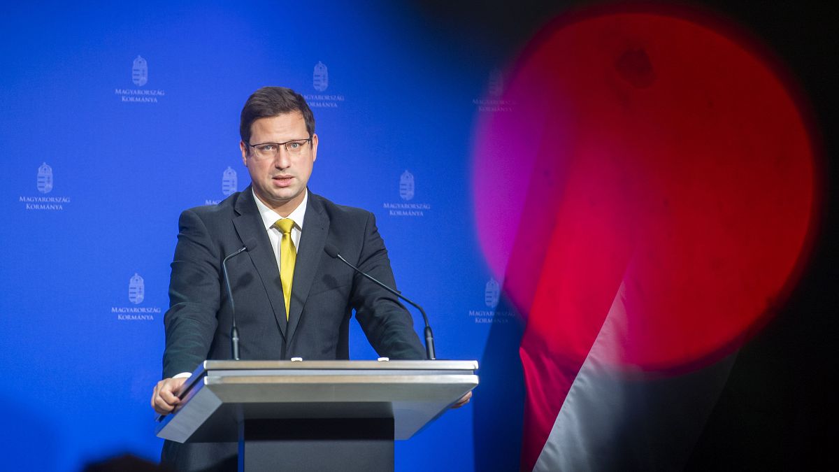 Gulyás Gergely miniszterelnökséget vezető miniszter kormányinfót tart 2022. szeptember 29-én