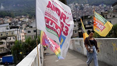 Propaganda electoral en la favela de Rocinha en Río de Janeiro (Brasil).