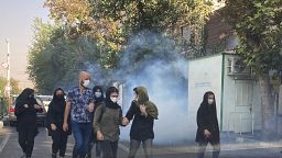 İran'da protesto gösterileri 3. haftaya girerken, eylemler üniversitelerde hız kazandı