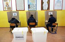 البوسنيون يصوتون في انتخابات عامة