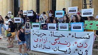 Митинг в поддержку иранских женщин в Бейруте 