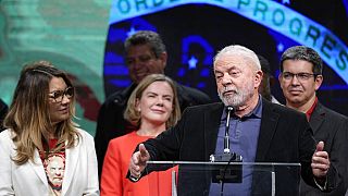 Herausforderer Lula - SIeger der ersten Wahlrunde in Brasilien - hat keine absolute Mehrheit