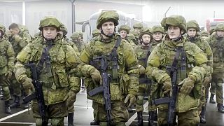  مجندون روس يستعدون لتدريبهم العسكري في باتريوت بارك خارج موسكو، روسيا، السبت 1 أكتوبر 2022. 