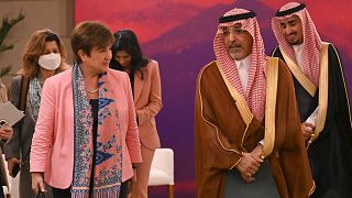 جورجيفا بصحبة وزير المالية السعودي محمد الجدعان في الرياض