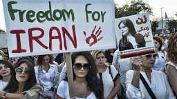Europa e Estados Unidos criticados pela passividade quanto ao Irão