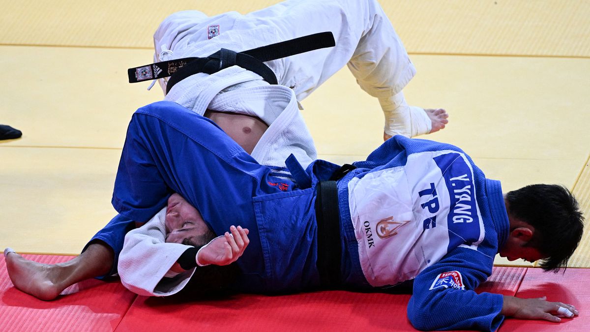 Japan's Takato on his way to gold